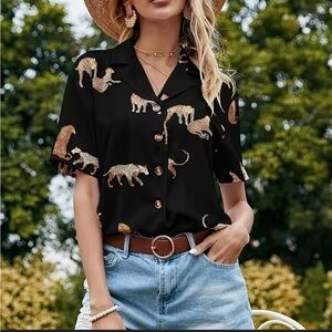 Salanta Black Leopard Print Button-Up Top L Chic Animal Print Blouse Trendy